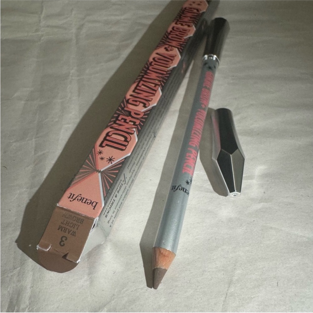 Discontinued Benefits cosmetics gimme brow + volumizing pencil